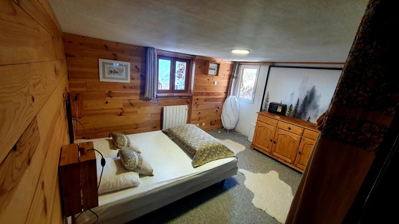 Chalet Les 3 Flocons Roure Luaran gambar